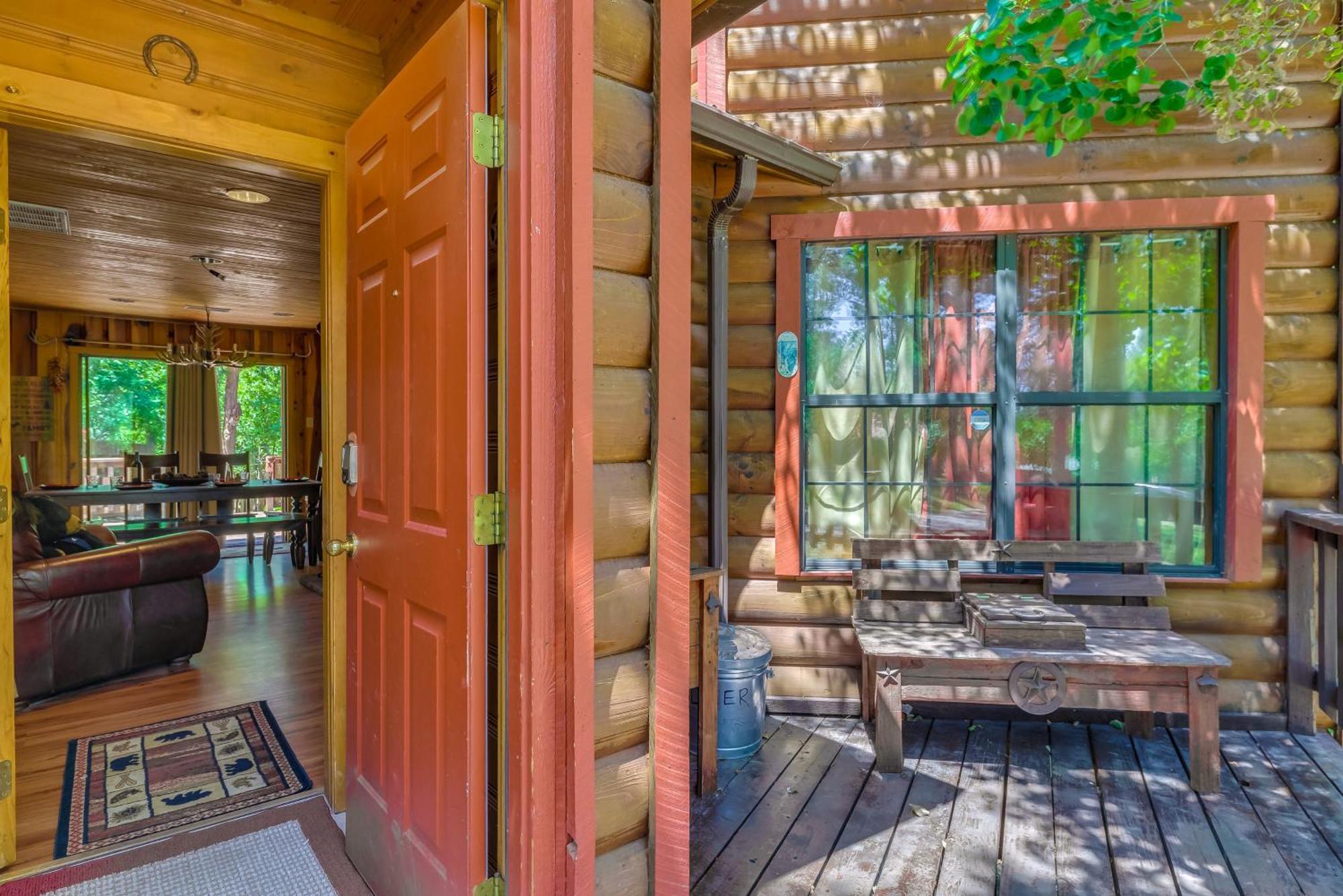Unique Bear Country Cabin In Ruidoso With Hot Tub! Extérieur photo