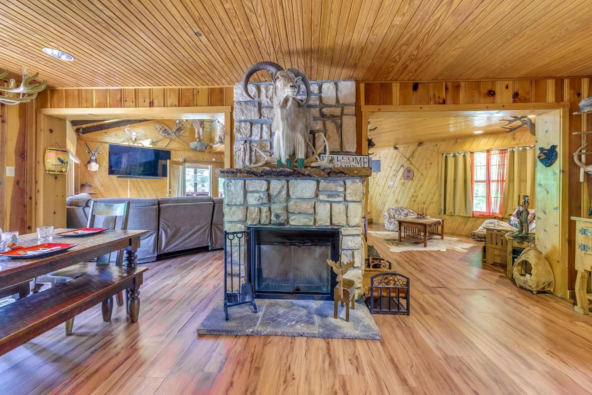 Unique Bear Country Cabin In Ruidoso With Hot Tub! Extérieur photo
